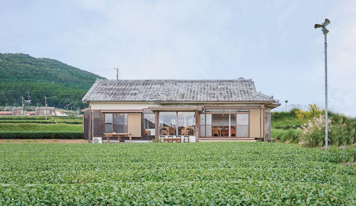 南薩で里山の風景に癒される！1日1組限定の宿やレトロカフェで非日常を楽しもう-1