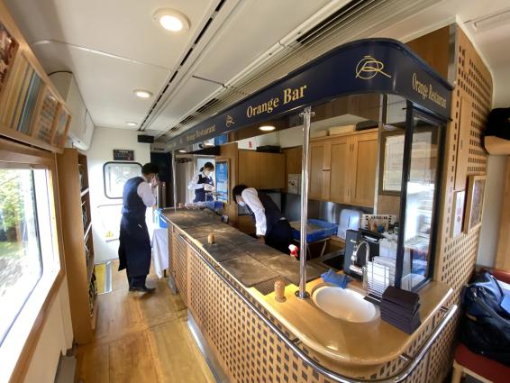 Sightseeing Train "Orange Shokudo"-8